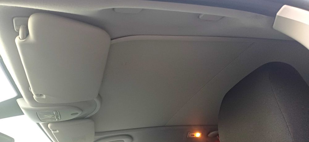 Автомобіль PEUGEOT 308 SW