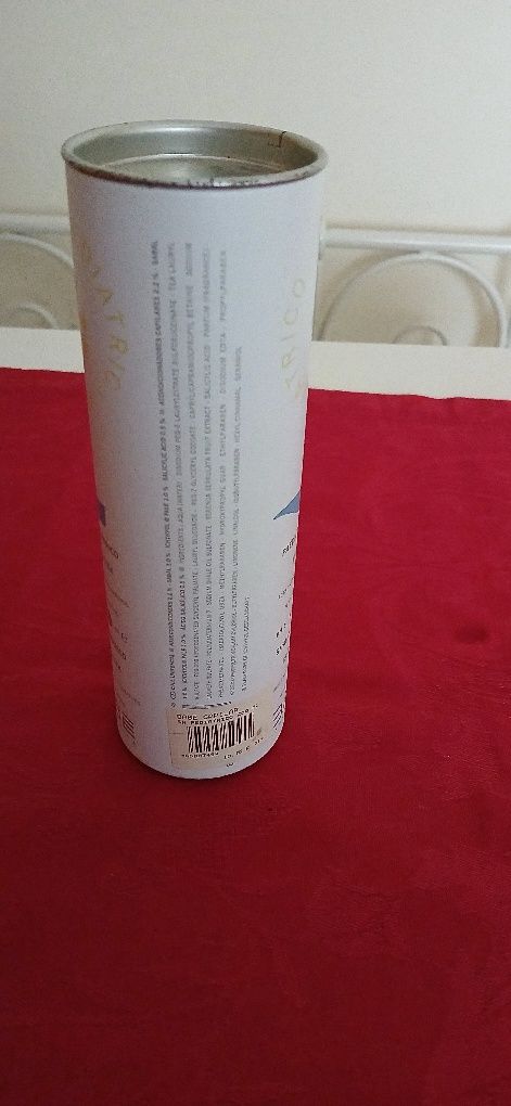 Lata de shampoo Babe, vazia