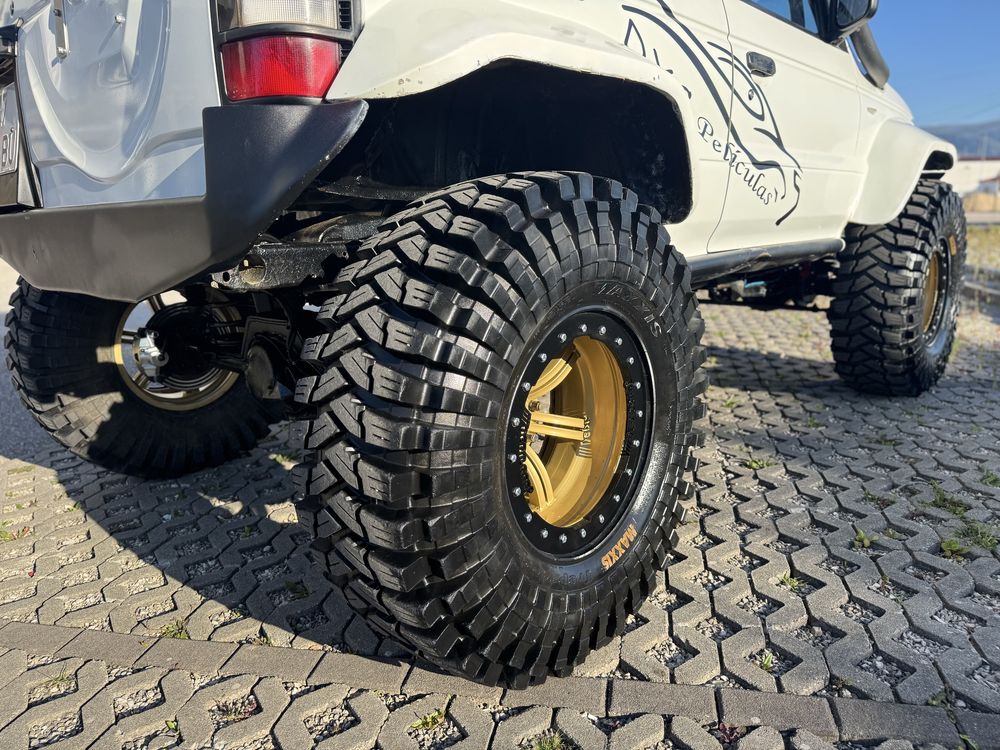 Mitsubishi Pajero M57
