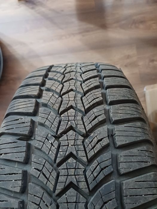 Koła zimowe Opel 5x115 17 opony Dębica Frigo HP2 8mm 225/55/17