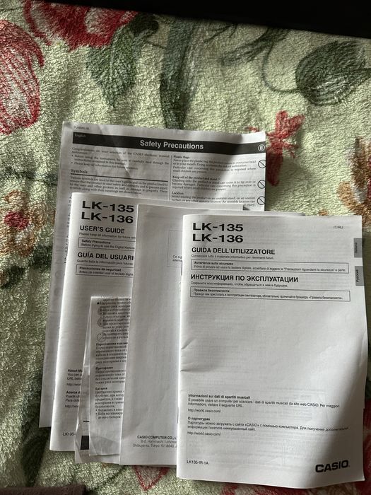 Синтезатор Casio LK-136