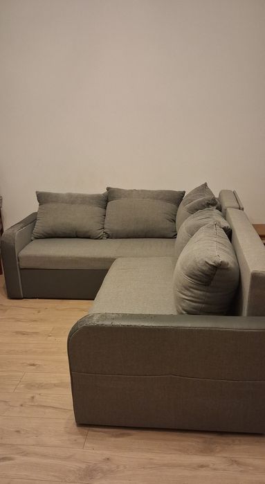 Kanapa narożna z funkcją spania