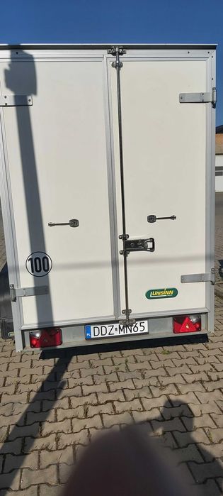 Przyczepa 2 osie kontener