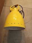 lampa do pokoju dziecka zółta