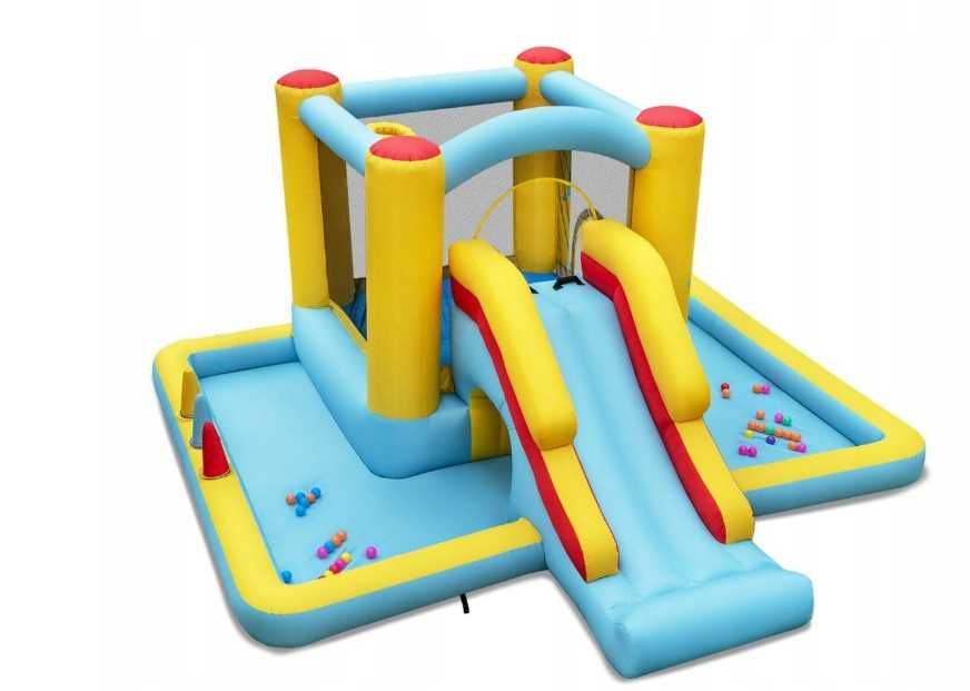 Dmuchany plac zabaw ze zjeżdżalnią dla dzieci Dmuchany zamek