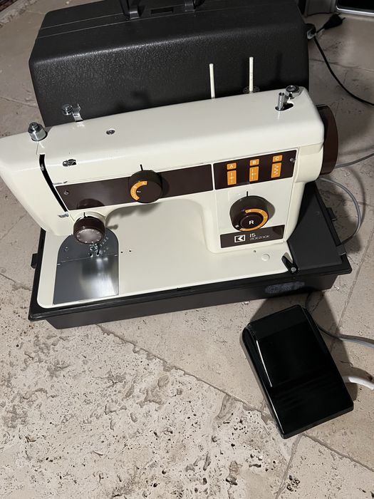 Maszyna do szycia dorina metalowa