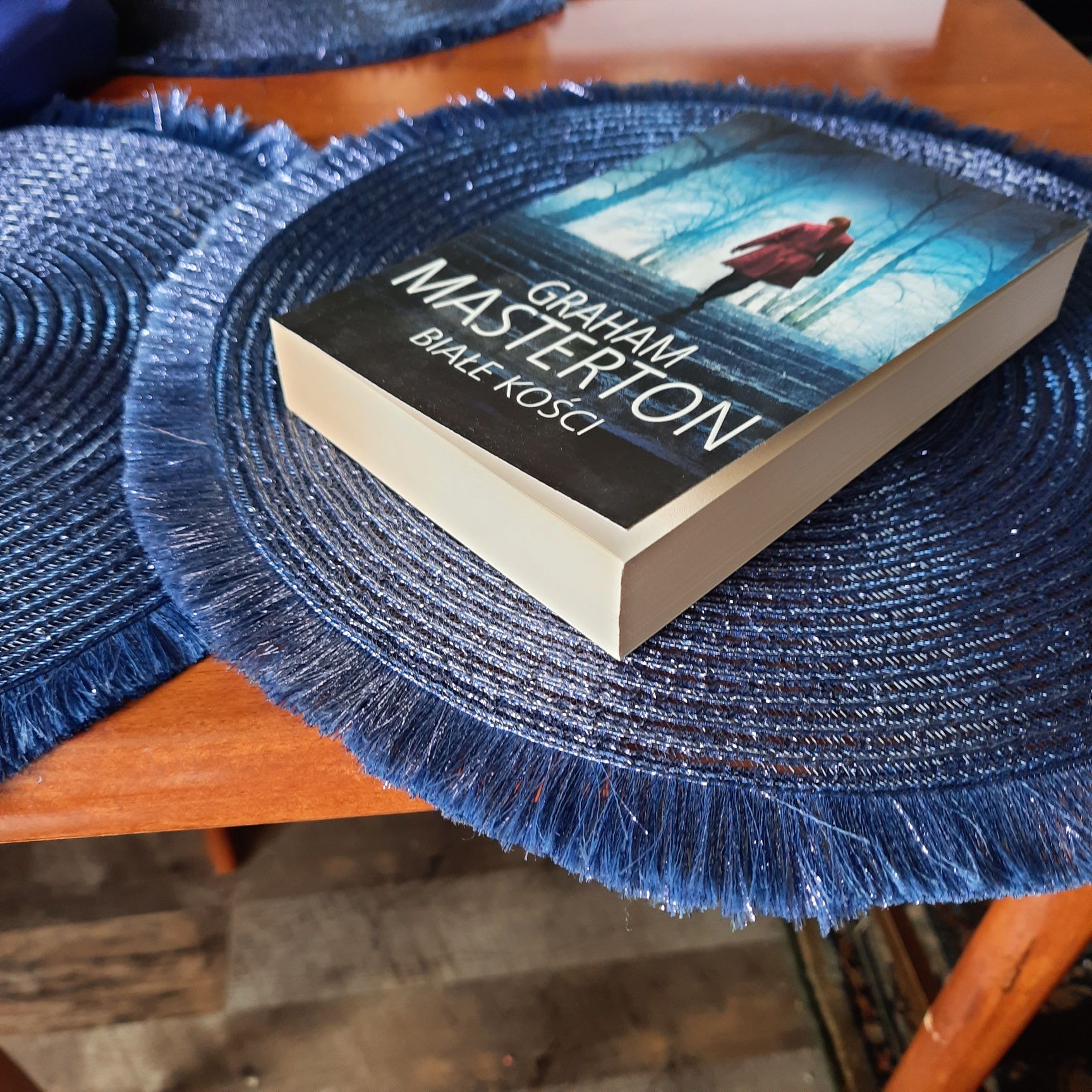 "Białe kości" Graham Masterton z autografem autora