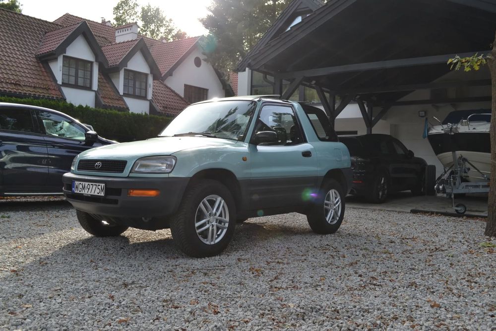 Toyota RAV4 Edycja specjalna Fun 2 x szyberdach 4x4 klimatyzacja automat skóra
