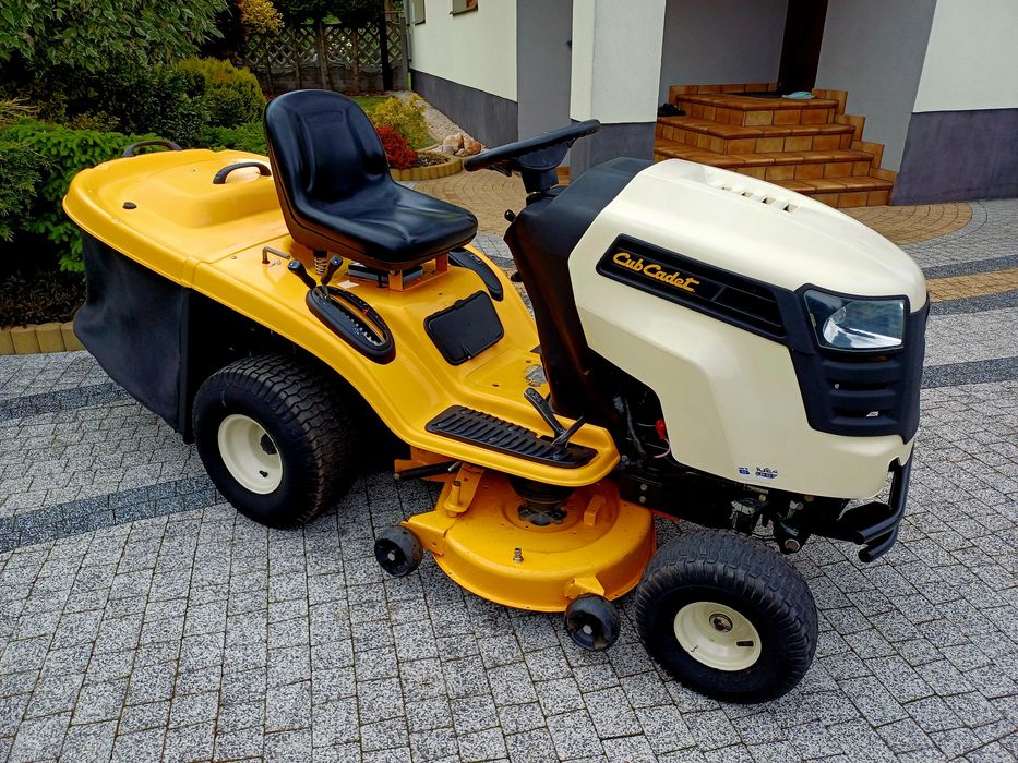 !!Cub Cadet Hydrostatic 24hp. Elektryczny Kosz!!?
