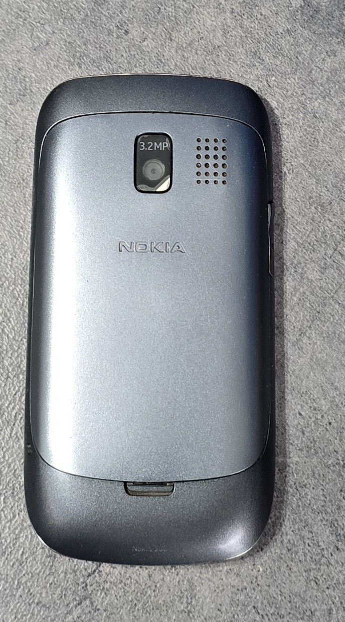 Nokia 302 qwerty w dobrym stanie