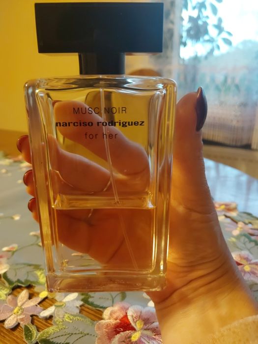 Narciso Rodriguez Musc Noir for her