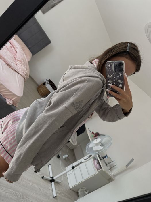 adidas зіпка кофта xs оригінал