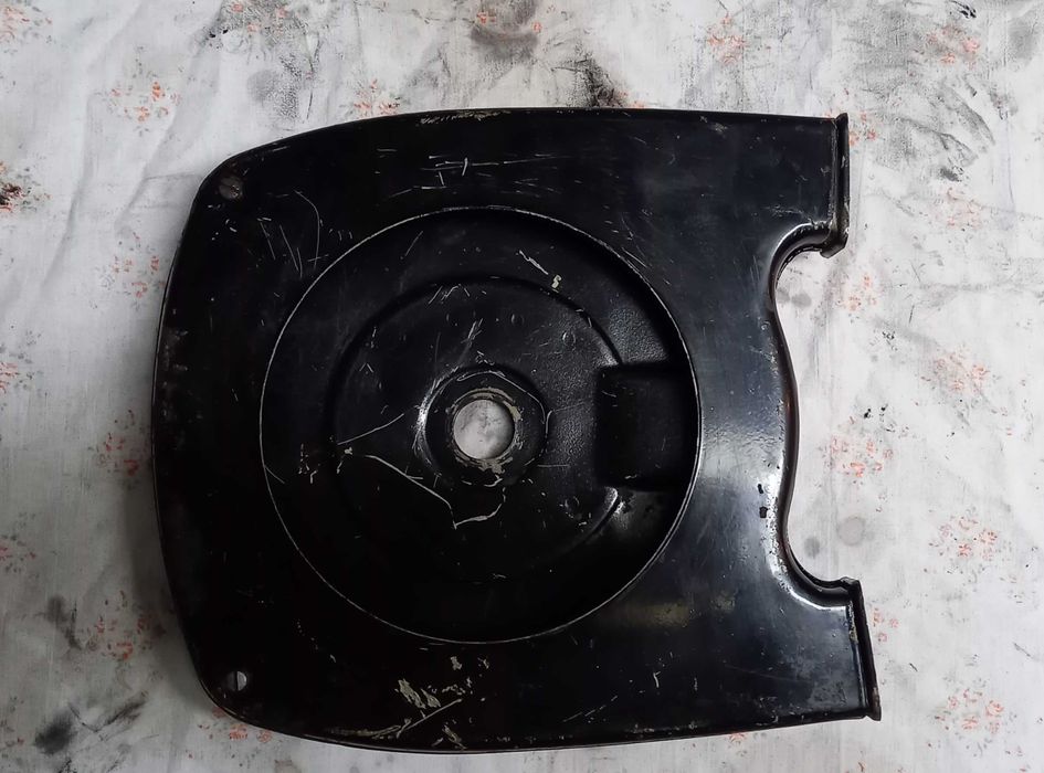 Osłona zębatki tylnej w Jawie