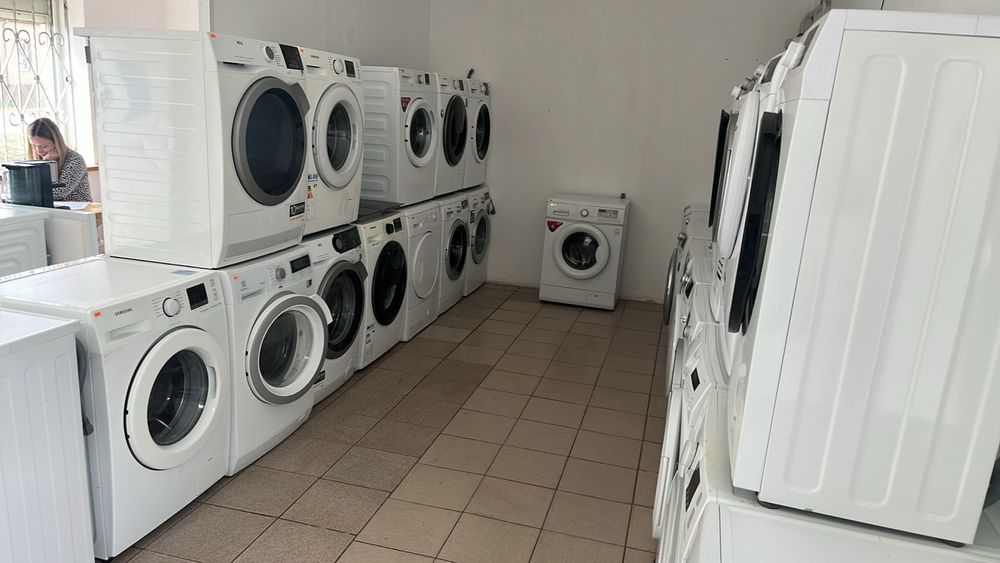 Пральна машина  Samsung WW90TA047AE1