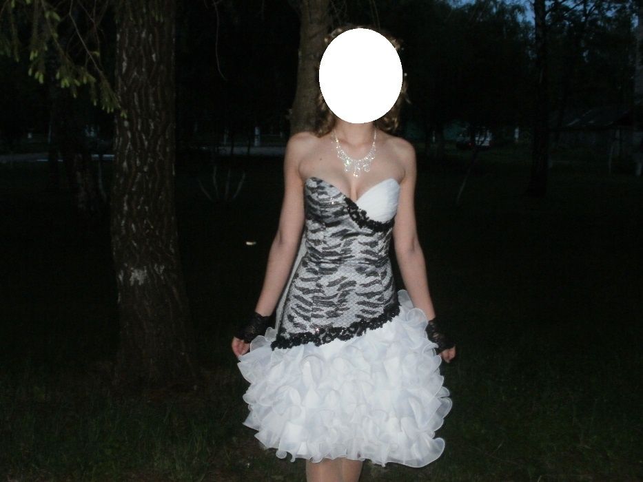 Випускне , святкове плаття