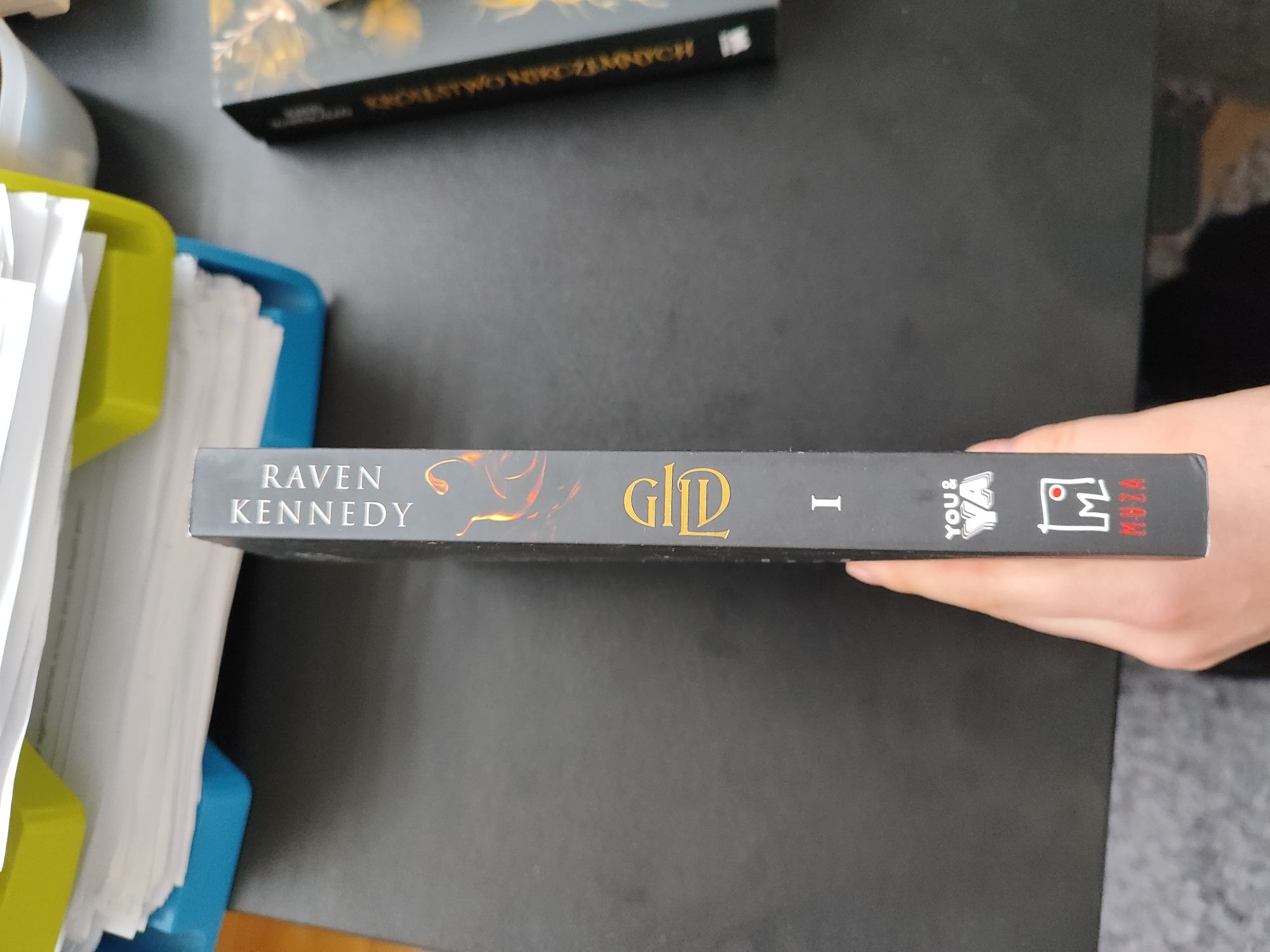 bestsellerowa książka "Gild"