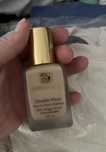 Estee Lauder Double Wear podklad 2N1 Desert Beig