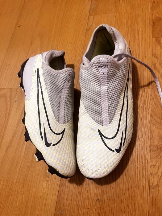 Chuteira nike phantom gx academy tamanho 40