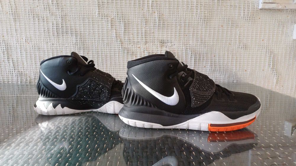 Баскетбольные кроссовки Nike Kyrie 6