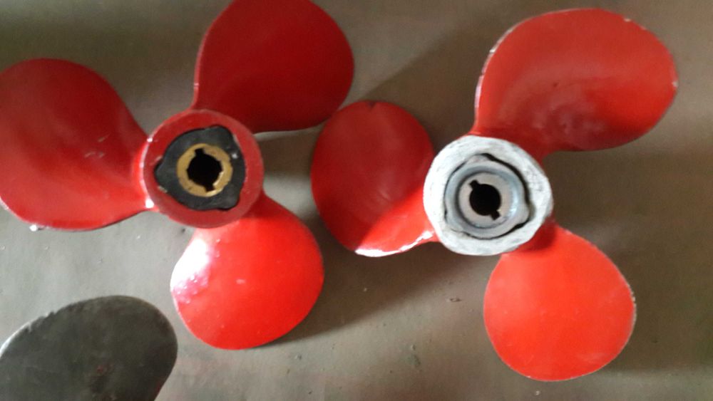 Винт для лодочного мотора ВИХРЬ