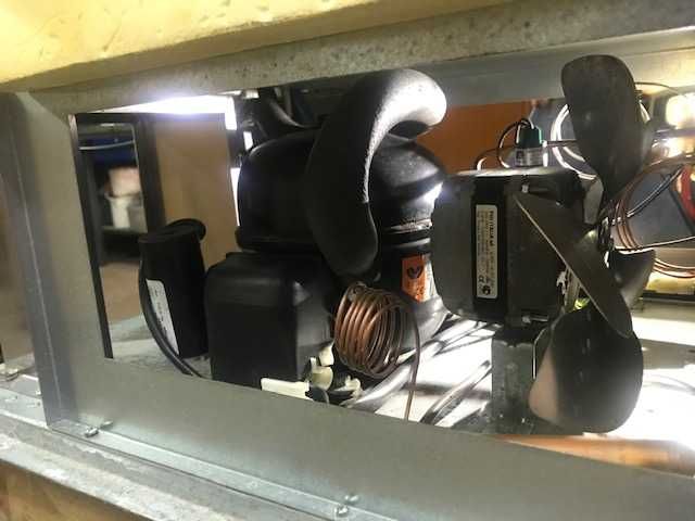 Máquina gelo granulado lascado BREMA = SEMINOVA=