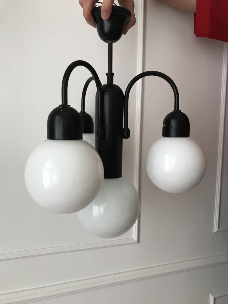Żyrandol lampa LOFT / ART DECO czarna białe kule