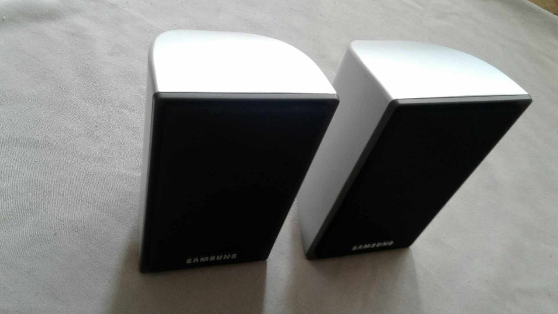 Две Колонки Samsung Model PS- Rup30 K 4 Om