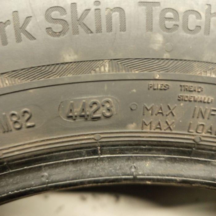 185/65R15 Uniroyal WinterExpert