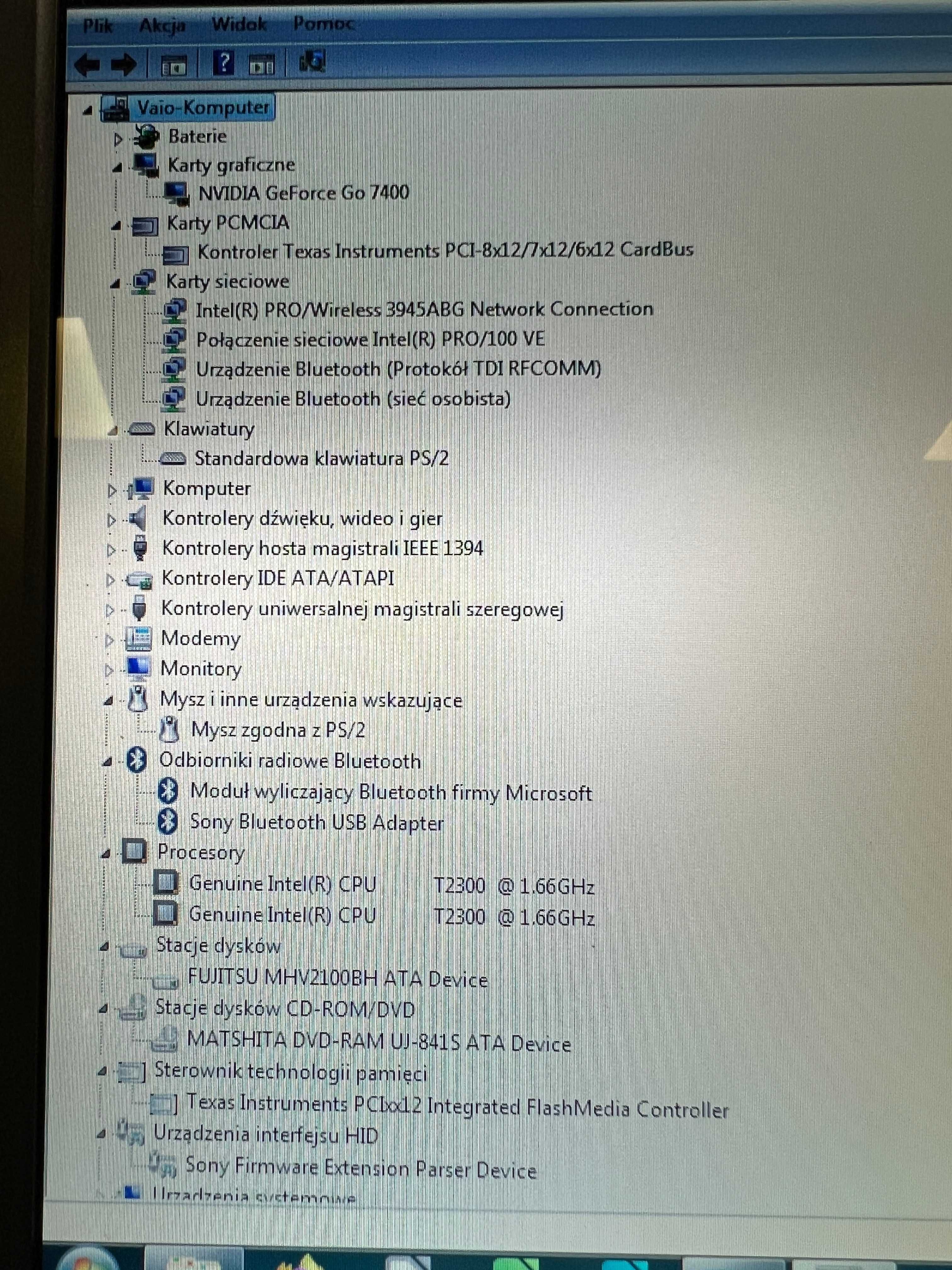 Sony VAIO VGN-FE11M - Core Duo, 4 GB RAM, 100 GB, 15", DVD, WIN7