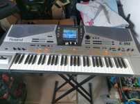 Roland E 80 Roland yamaha korg