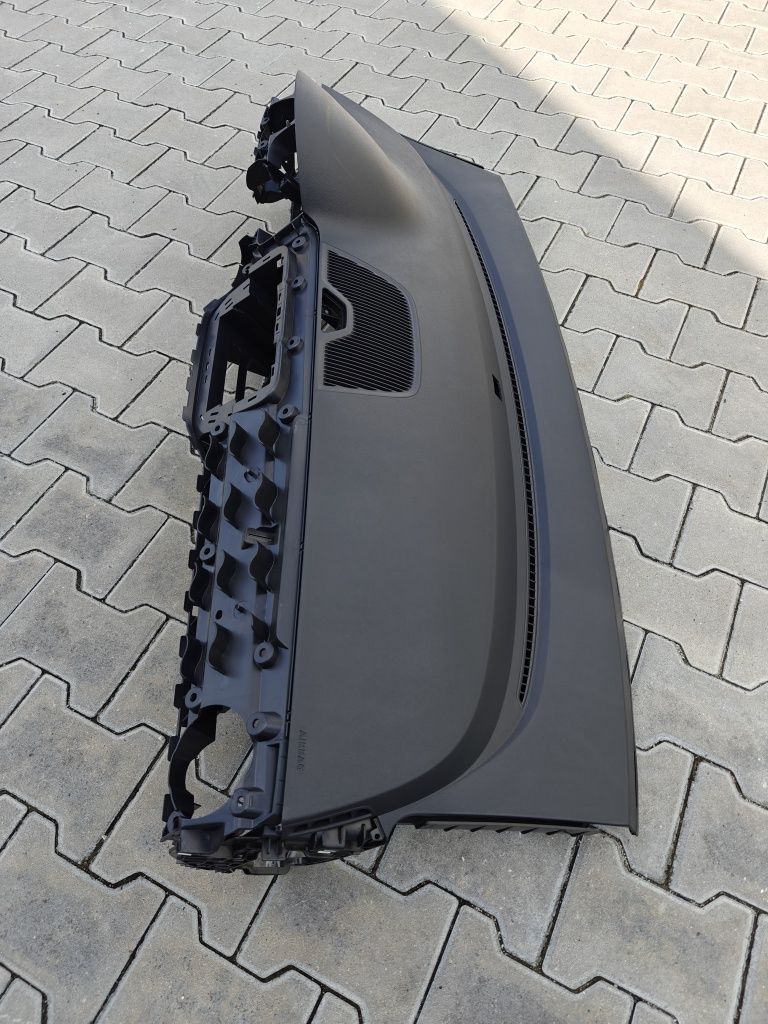 Deska rozdzielcza konsola citigo Volkswagen UP lift
