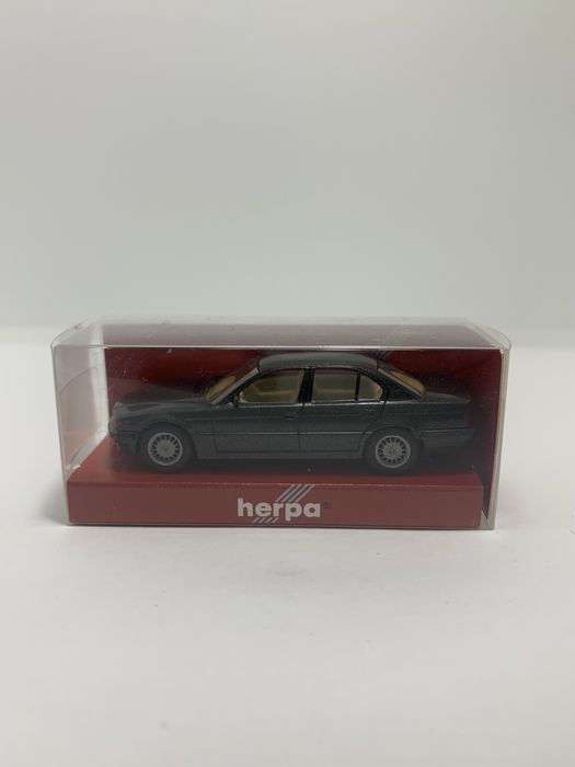 BMW 7 da Herpa 1/87