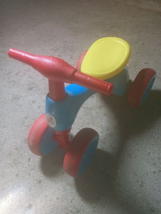 Veículo Infantil - Quadriciclo Manual