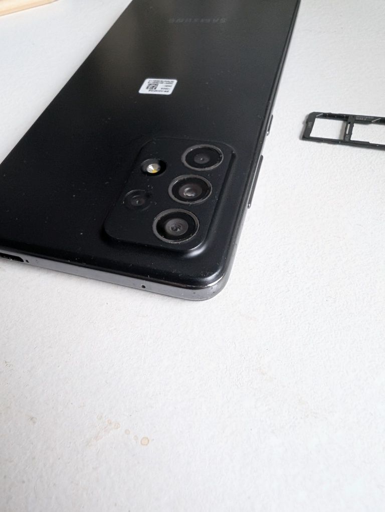 Samsung Galaxy A52