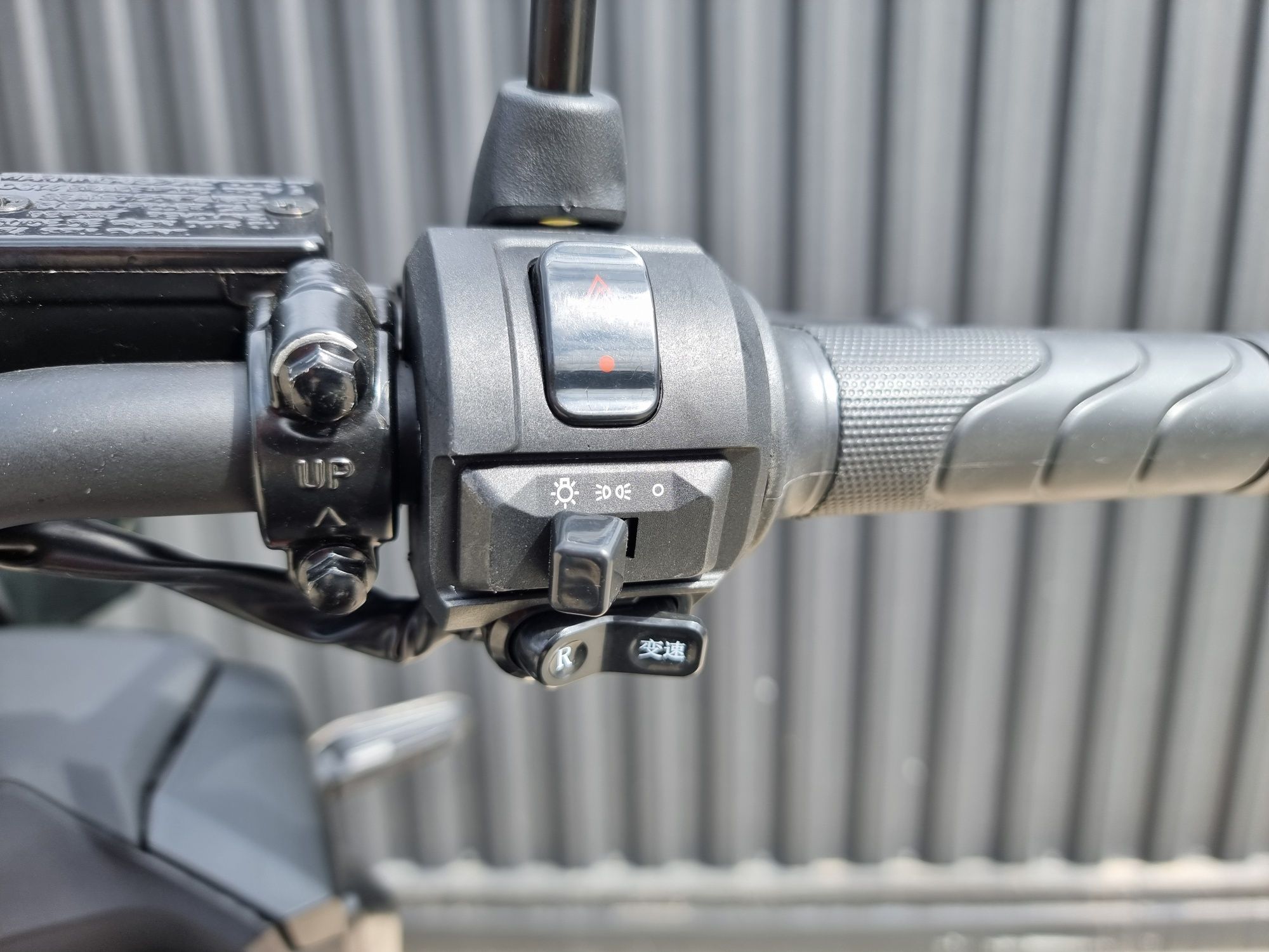 Електроскутер SokMoto ADV 2999w 72v