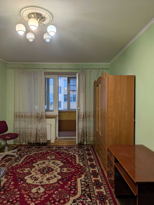 сдам в долгосрочную аренду 2-х комнатную квартиру