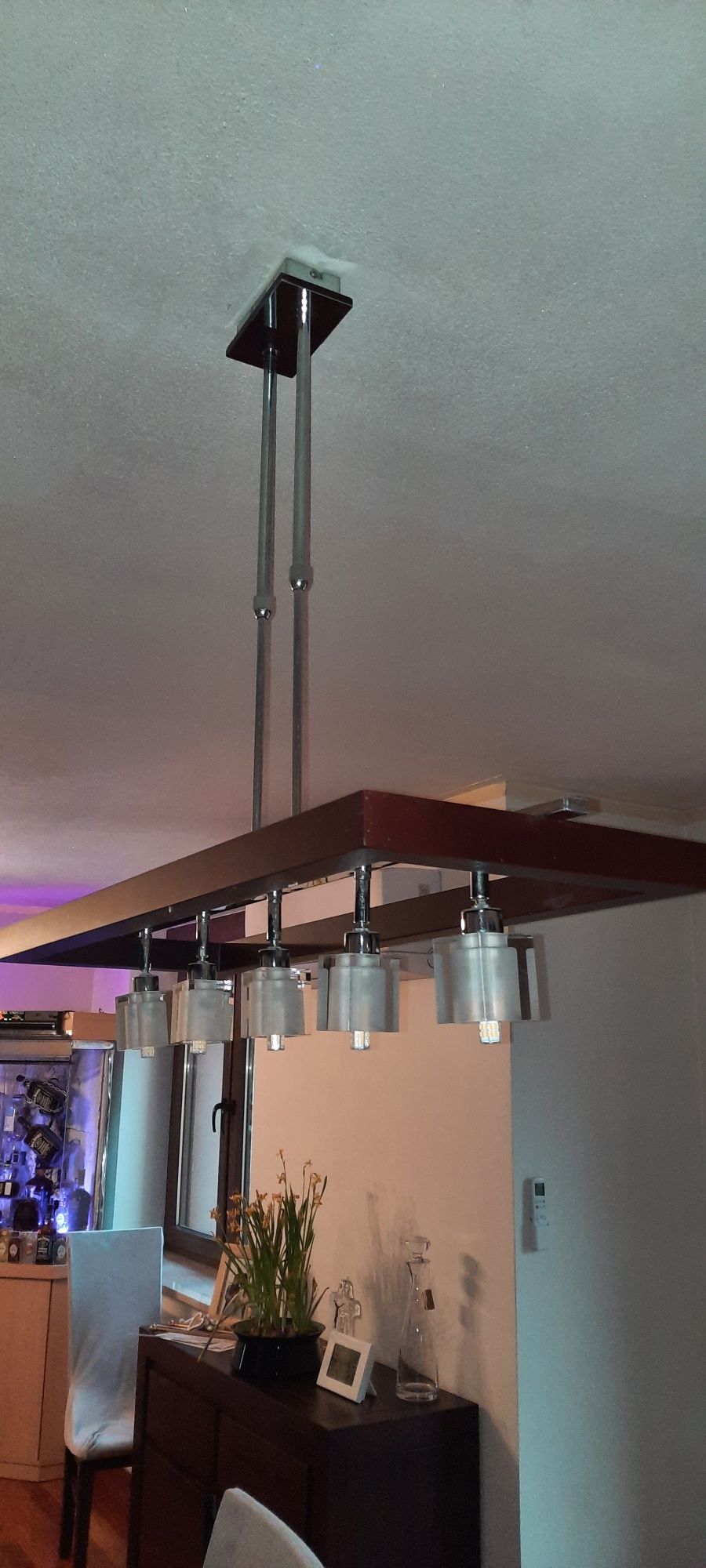 Lampy do salonu i jadalni