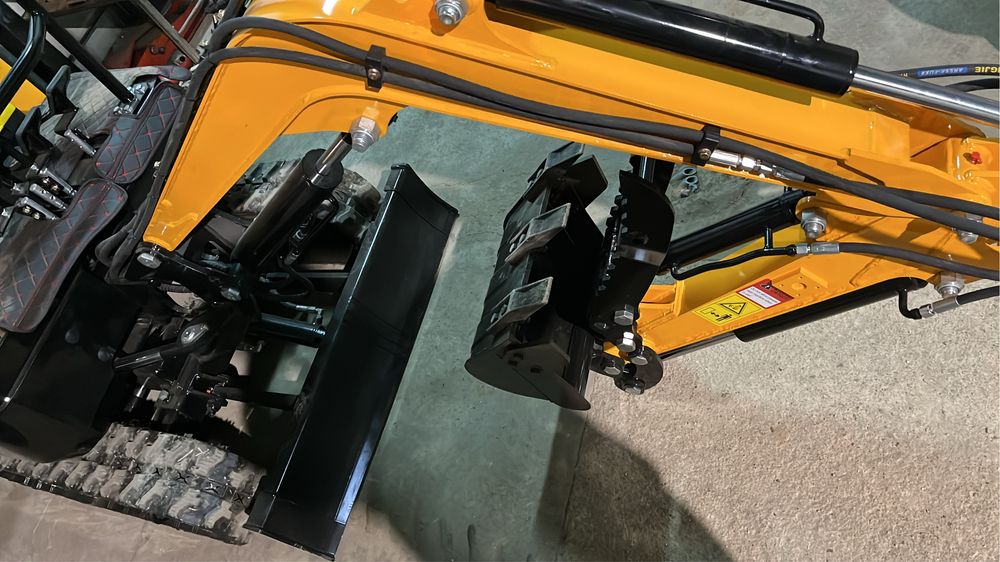 Mini Giratória 1500kgs
