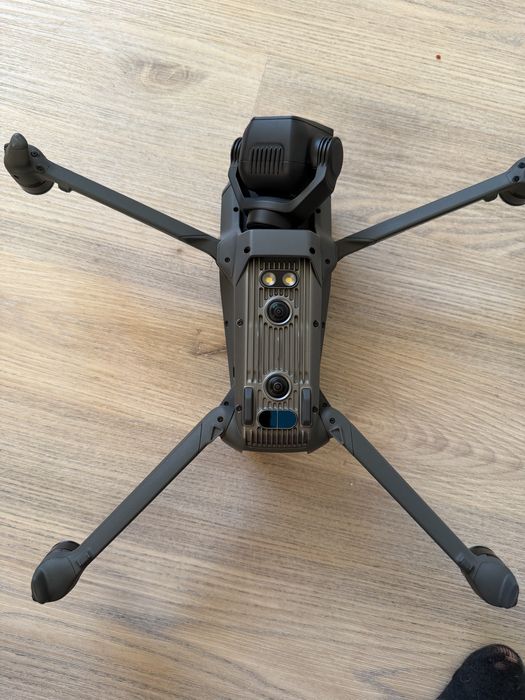 Дрон Mavic 3 Pro