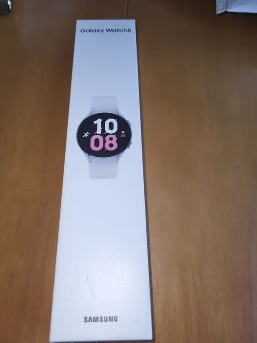 Смарт часы  samsung galaxy watch 5