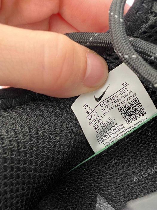 Мужские кроссовки Nike ACG Mountain Fly Low Black&White. 40-45