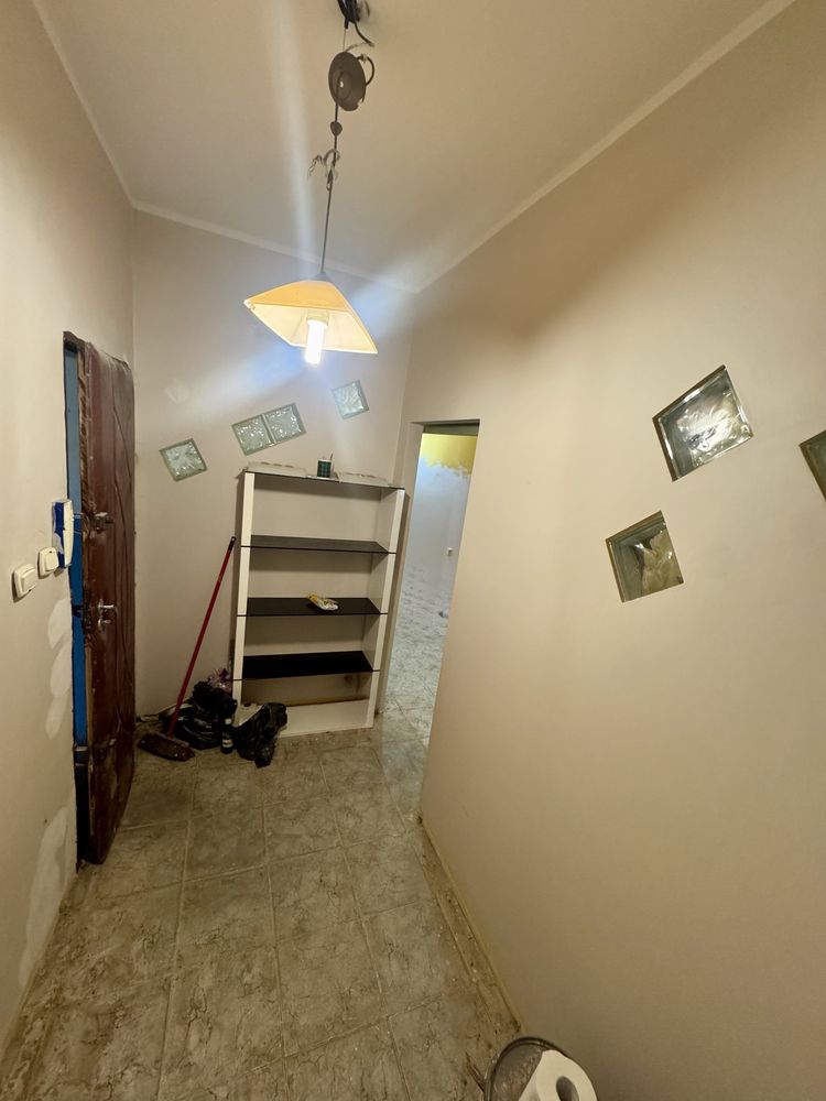 Biuro Lokal Handlowo-Usługowy W Centrum 24m²
