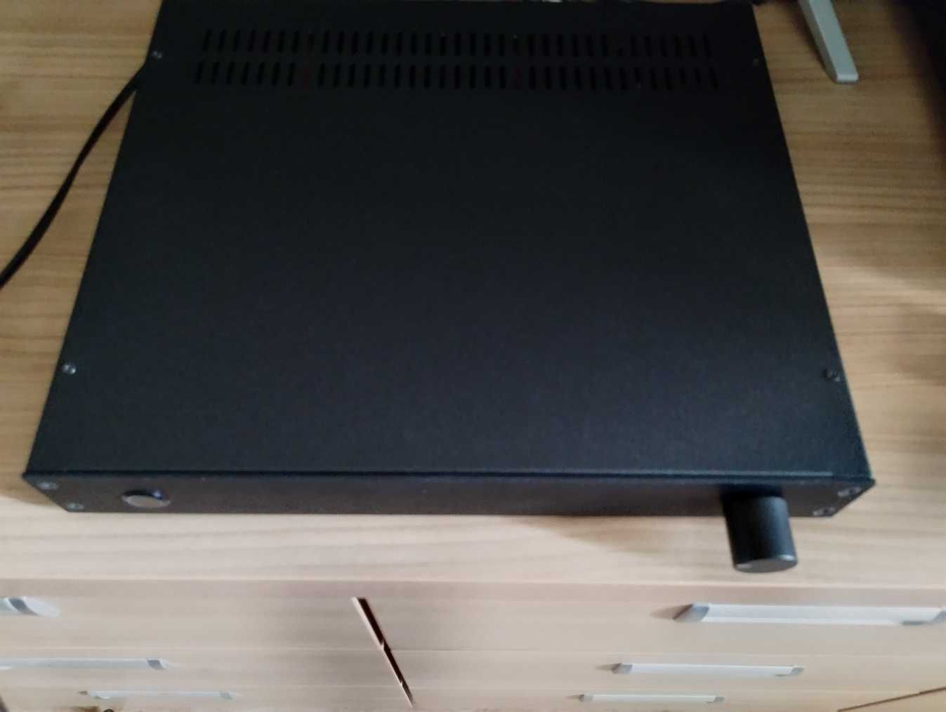 Końcówka mocy w klasie T dla audio fana