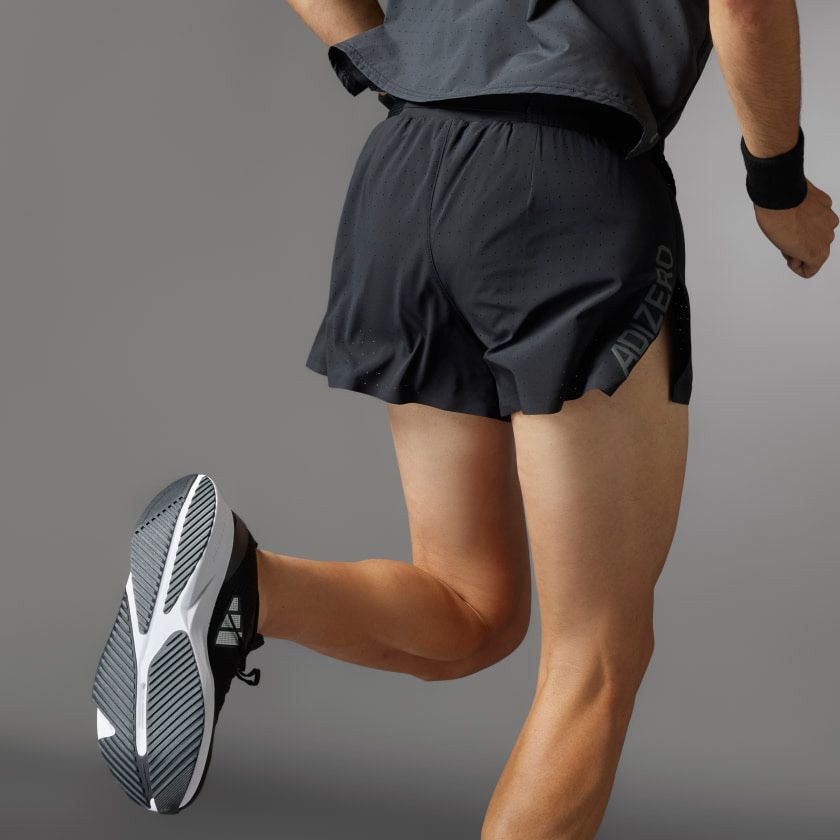 Майка та шорти для бігу Adidas Adizero