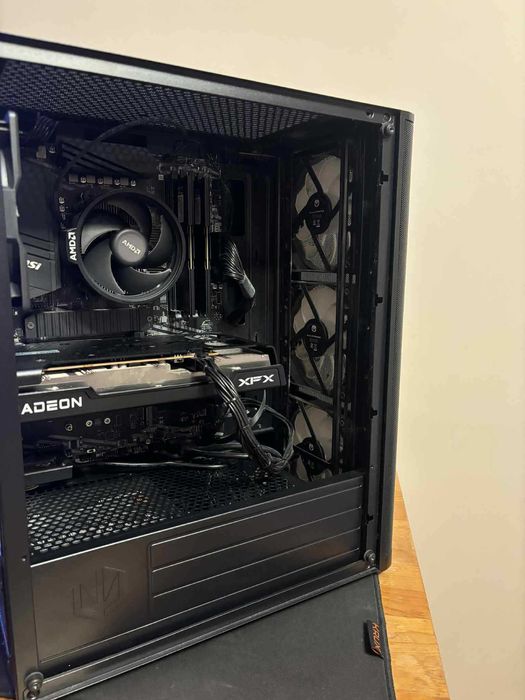 Komputer stacjonarny Ryzen 5 3600 / RX 6600 / 16GB DDR4 / RGB