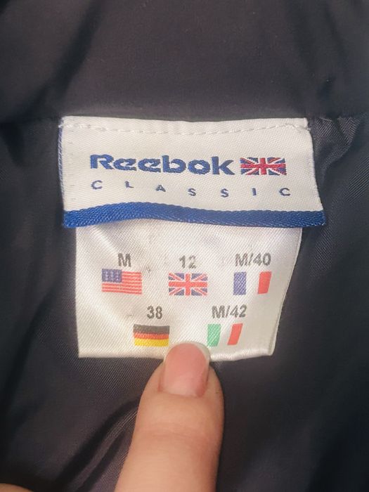 Продам пуховик Reebok