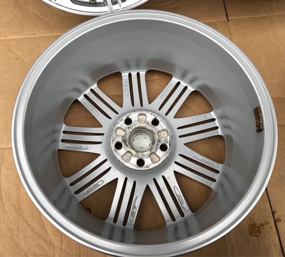 Диски R18 5x114,3 Toyota RAV4 XA40