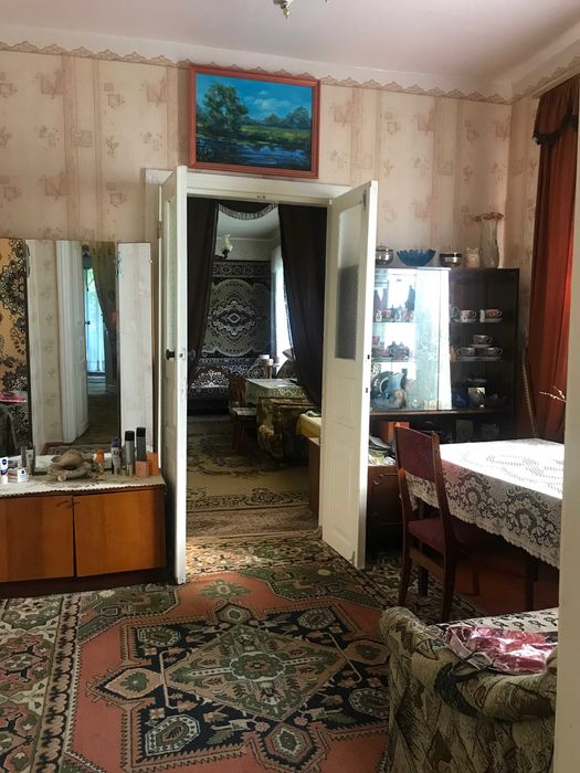 Будинок по вул. Кузні обмін на квартиру