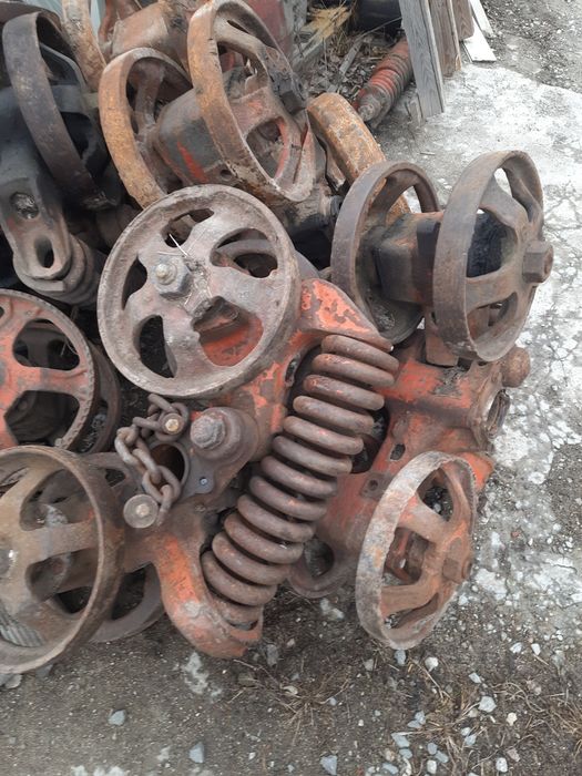 Каретки дт75 бульдозерів тракторів