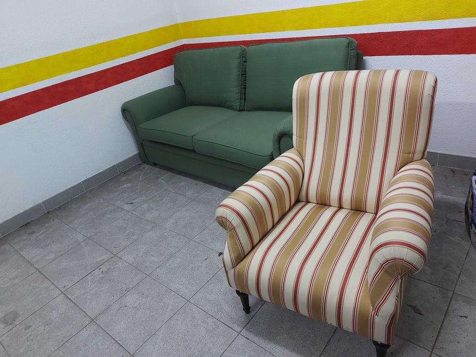 Sofá 2 lugares e poltrona